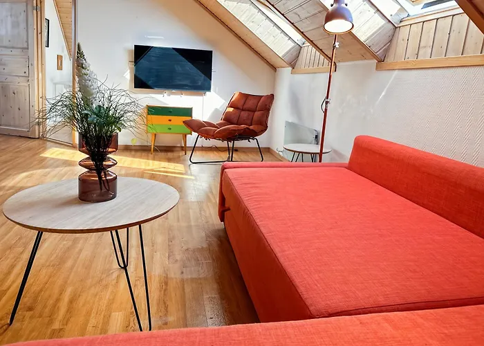 Scenic Escape - Loft 33 *