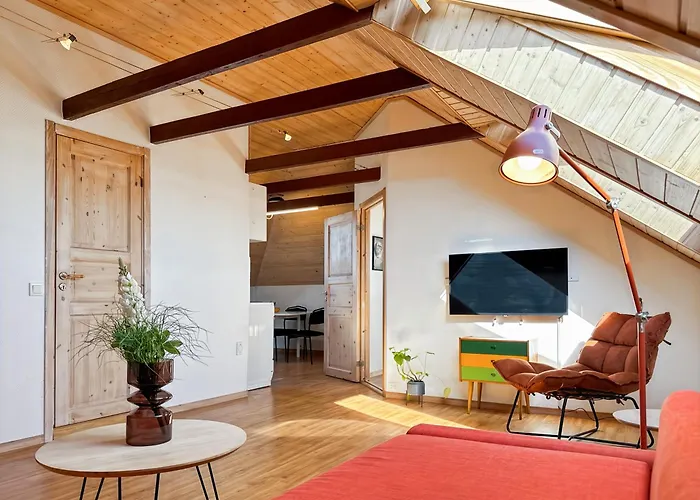 Scenic Escape - Loft 33