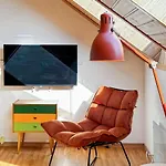 Апартаменты Scenic Escape - Loft 33 *