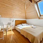 Апартаменты Scenic Escape - Loft 33