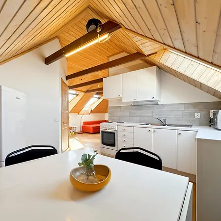 Διαμέρισμα Scenic Escape - Loft 33 *