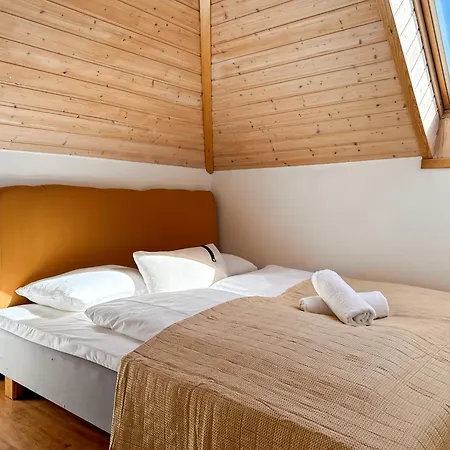 Διαμέρισμα Scenic Escape - Loft 33 *